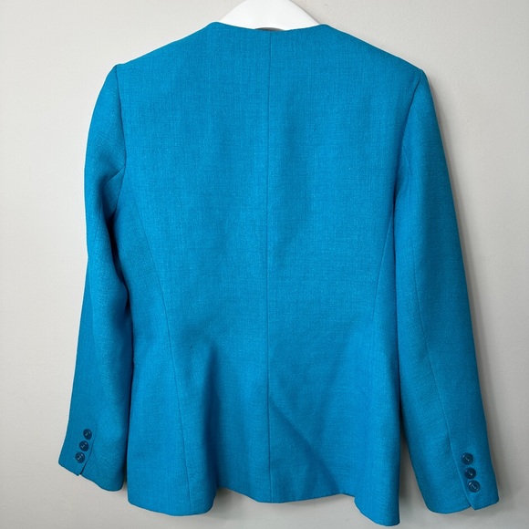 Vintage Azure Blue 2pc Blazer & Skirt Suit Size 6 - Picture 4 of 13